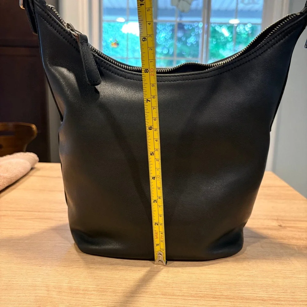 Coach Black Leather Legacy Hobo Shoulder Bag Handbag 9823 Shoulder Bag